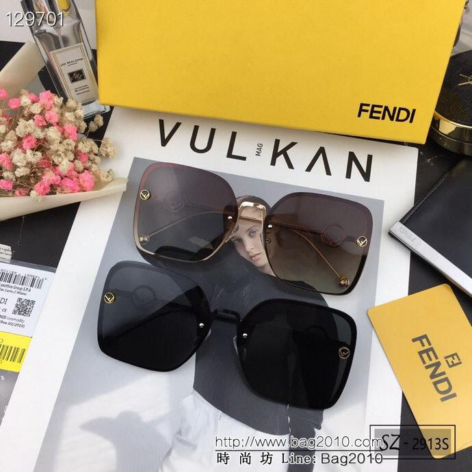 FENDI芬迪 寶麗來樹脂偏光鏡片 TR90鏡架 2019新款太陽鏡 遮擋有害光線防輻射 2913S  lly1571